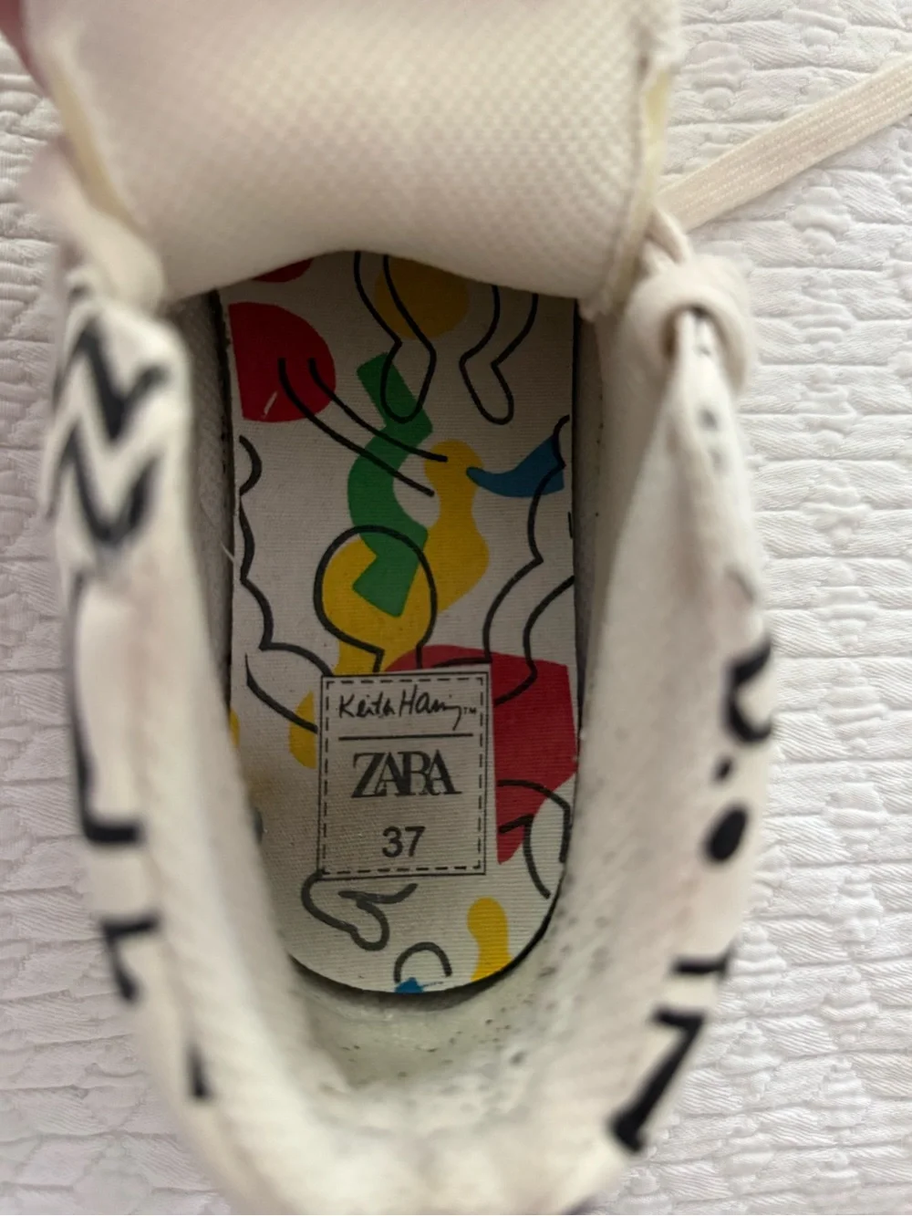 Zara x Keith Haring White High-Top Kids Sneakers with Black Doodle Print